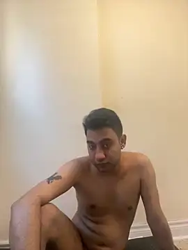 Snapshot of DuryG11 chatting on 10/06/25, 07:22 DuryG11 online show from 10/06/25, 07:22