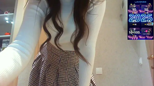 Snapshot of khu_yam chatting on 01/05/25, 08:42 khu yam online show from 01/05/25, 08:42