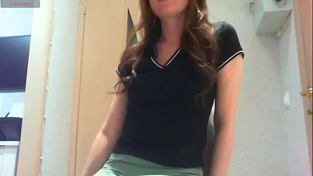 Snapshot of khu_yam chatting on 11/29/25, 05:05 khu yam online show from 11/29/25, 05:05