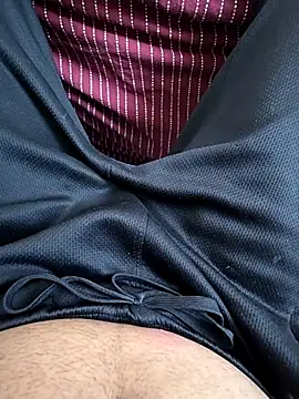 Snapshot of MuslimBrownDick chatting on 11/17/25, 02:01 MuslimBrownDick online show from 11/17/25, 02:01