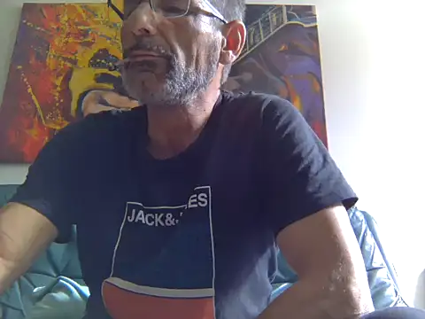 Snapshot of kimbo500 chatting on 04/11/26, 10:19 kimbo500 online show from 04/11/26, 10:19