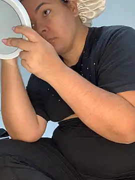 Snapshot of NayraLima0309 chatting on 03/02/26, 12:34 NayraLima0309 online show from 03/02/26, 12:34