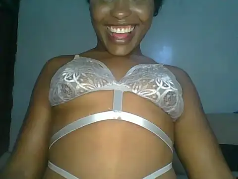 Candykitten online show from 03/12/26, 05:19