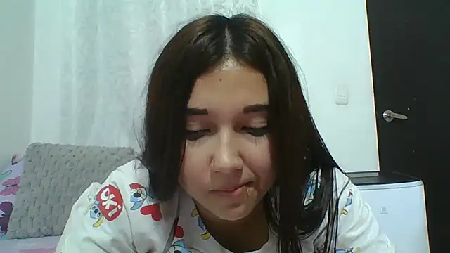 mia cooper 24 online show from 02/12/25, 10:48