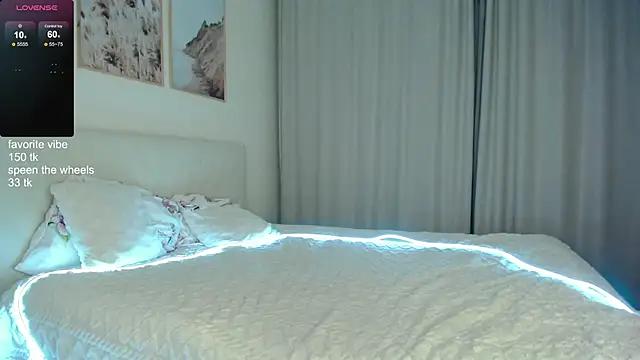 Snapshot of diaanona chatting on 12/03/24, 12:24 diaanona online show from 12/03/24, 12:24