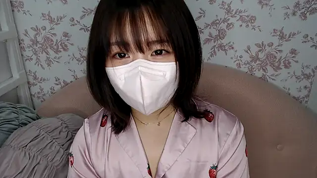 mei hosina online show from 01/28/25, 03:25