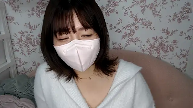 mei hosina online show from 01/30/25, 03:51