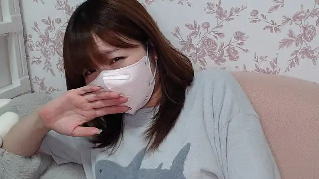 mei hosina online show from 09/15/25, 03:56