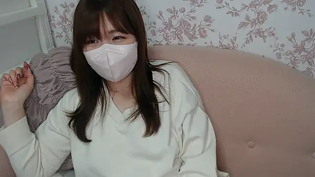 mei hosina online show from 02/12/26, 03:51