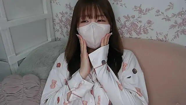 Snapshot of mei_hosina chatting on 03/26/26, 03:50 mei hosina online show from 03/26/26, 03:50