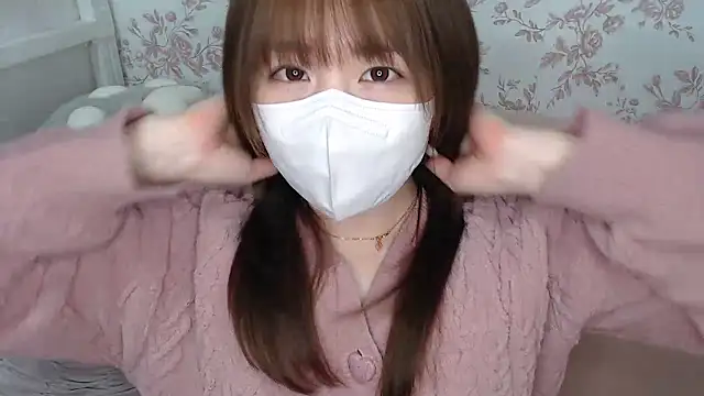 Snapshot of mei_hosina chatting on 03/28/26, 03:33 mei hosina online show from 03/28/26, 03:33