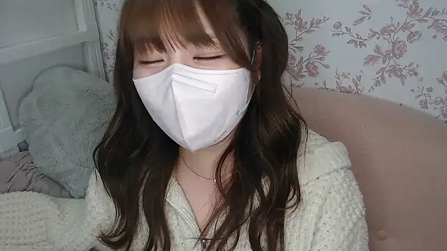 Snapshot of mei_hosina chatting on 04/04/26, 03:42 mei hosina online show from 04/04/26, 03:42