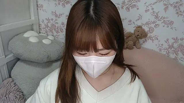 Snapshot of mei_hosina chatting on 04/16/26, 03:35 mei hosina online show from 04/16/26, 03:35