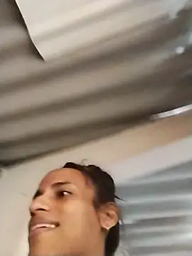 Snapshot of AlexaWarner chatting on 11/02/25, 06:43 AlexaWarner online show from 11/02/25, 06:43