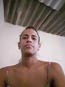 Snapshot of AlexaWarner chatting on 11/22/25, 04:06 AlexaWarner online show from 11/22/25, 04:06