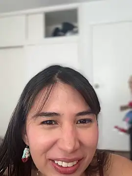 Snapshot of AlessiaVix chatting on 04/12/26, 03:39 AlessiaVix online show from 04/12/26, 03:39