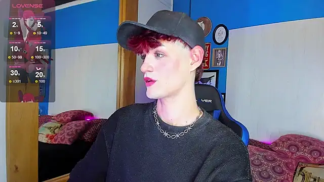 Snapshot of VladHellsing4 chatting on 01/15/25, 02:35 VladHellsing4 online show from 01/15/25, 02:35