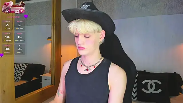 Snapshot of VladHellsing4 chatting on 02/26/26, 02:27 VladHellsing4 online show from 02/26/26, 02:27