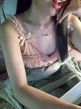 Lovely kute online show from 12/20/25, 10:50