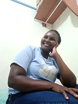 Snapshot of Kichuna_ chatting on 10/25/25, 06:35 Kichuna online show from 10/25/25, 06:35