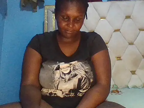 Snapshot of Kichuna_ chatting on 12/19/25, 09:55 Kichuna online show from 12/19/25, 09:55