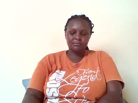 Snapshot of Kichuna_ chatting on 04/15/26, 01:29 Kichuna online show from 04/15/26, 01:29