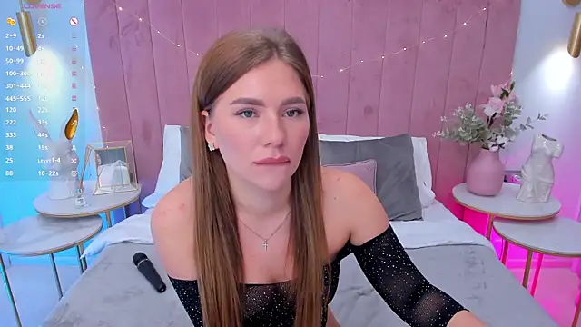 Snapshot of MilaVoxx chatting on 03/12/25, 08:41 MilaVoxx online show from 03/12/25, 08:41