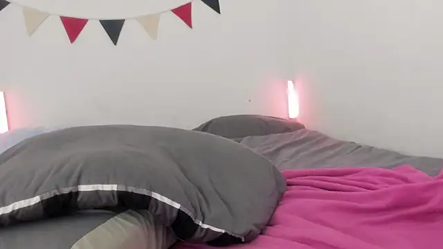 MiaDavis21 online show from 10/09/25, 05:33