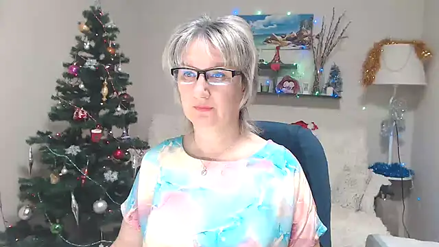 FleurMays online show from 12/17/25, 05:24