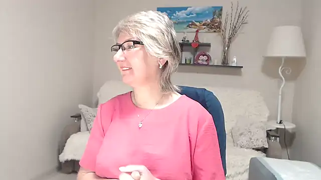 FleurMays online show from 01/15/26, 05:56