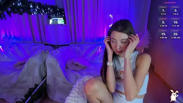 Goldy Grace  online show from 12/19/24, 02:24