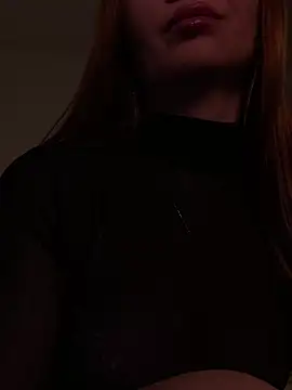Snapshot of Goddess_Squirt_ chatting on 04/22/26, 01:30 Goddess Squirt online show from 04/22/26, 01:30