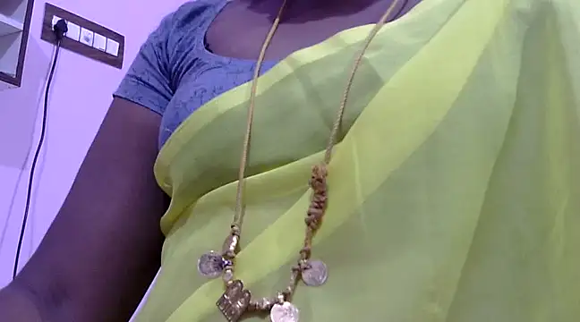 Hot akshara online show from 02/20/25, 04:28