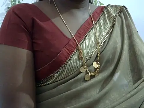 Hot akshara online show from 10/09/25, 03:43