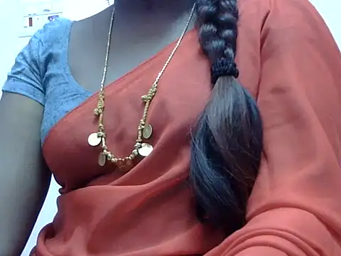 Hot akshara online show from 10/31/25, 04:52