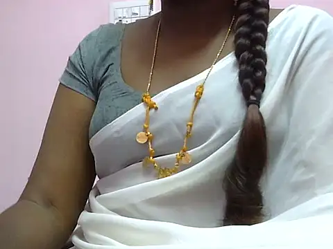 Hot akshara online show from 01/11/26, 04:45