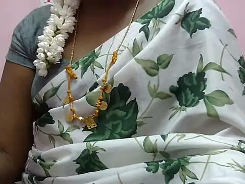 Hot akshara online show from 02/18/26, 01:51