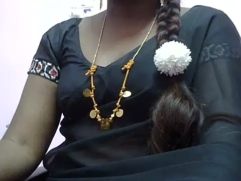 Hot akshara online show from 02/28/26, 04:35