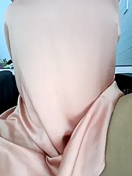 Snapshot of Leva_laddy chatting on 04/06/26, 06:14 Leva laddy online show from 04/06/26, 06:14