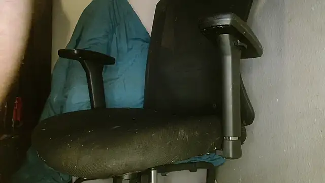 Snapshot of Gigadickman chatting on 02/27/25, 09:25 Gigadickman online show from 02/27/25, 09:25