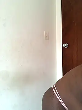 Snapshot of SexyAngeliqua chatting on 09/30/25, 06:29 SexyAngeliqua online show from 09/30/25, 06:29