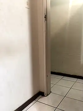 Snapshot of SexyAngeliqua chatting on 10/29/25, 04:53 SexyAngeliqua online show from 10/29/25, 04:53