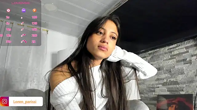 Snapshot of Loren_parissi chatting on 03/18/25, 03:09 Loren parissi online show from 03/18/25, 03:09