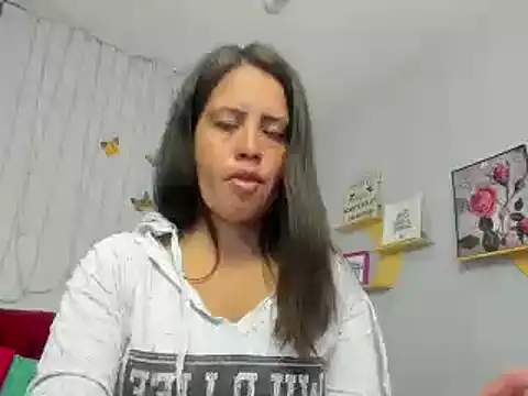 kathina giraldo online show from 01/30/25, 12:59