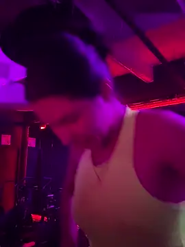 Snapshot of SofiaG_ chatting on 12/16/24, 01:43 SofiaG  online show from 12/16/24, 01:43