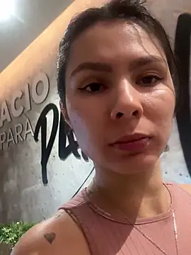 Snapshot of SofiaG_ chatting on 02/14/25, 03:15 SofiaG  online show from 02/14/25, 03:15