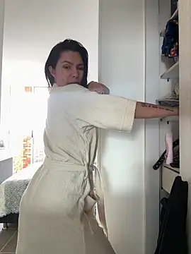 Snapshot of SofiaG_ chatting on 02/19/25, 09:58 SofiaG  online show from 02/19/25, 09:58