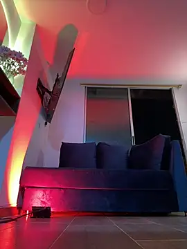 Snapshot of SofiaG_ chatting on 02/22/25, 01:44 SofiaG  online show from 02/22/25, 01:44