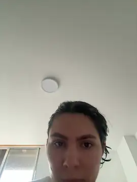 Snapshot of SofiaG_ chatting on 02/27/25, 10:31 SofiaG  online show from 02/27/25, 10:31