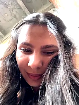 Snapshot of SofiaG_ chatting on 09/18/25, 04:53 SofiaG  online show from 09/18/25, 04:53